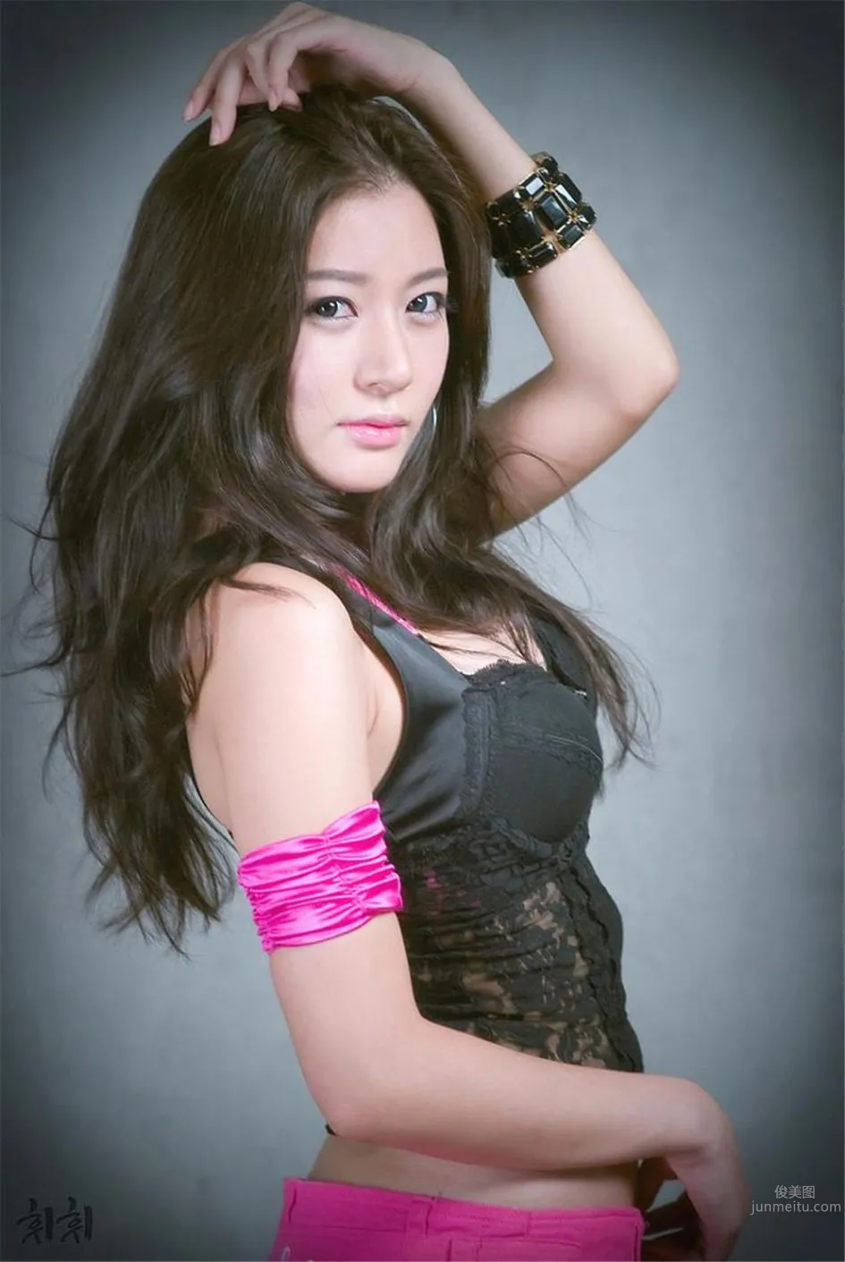 Korean Beauty Car Model Han Ji-eun Photo photo 5