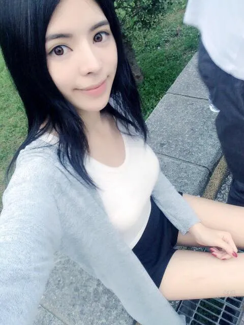 Que Yiying: Ying- S photo 24