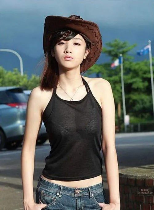 Duan Jingle, Hiding a Fierce Feeling photo 18