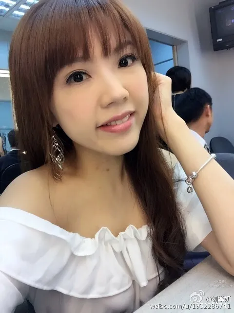 Fanny Liu - Proud of H-Cup Breasts photo 6