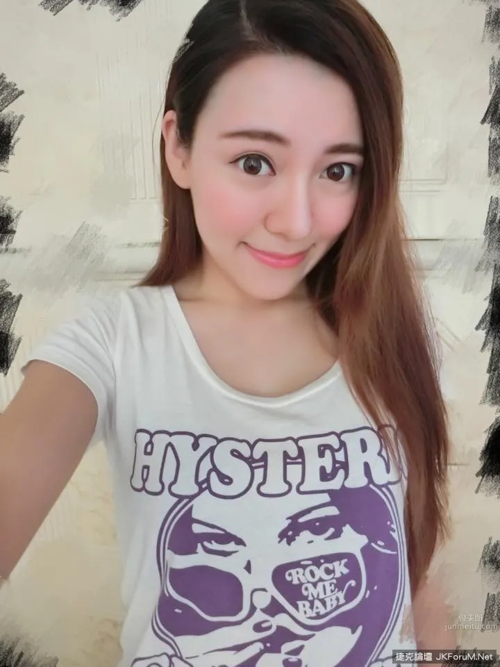 Celine Chung - 35E Cleavage "Wu Zetian" photo 21