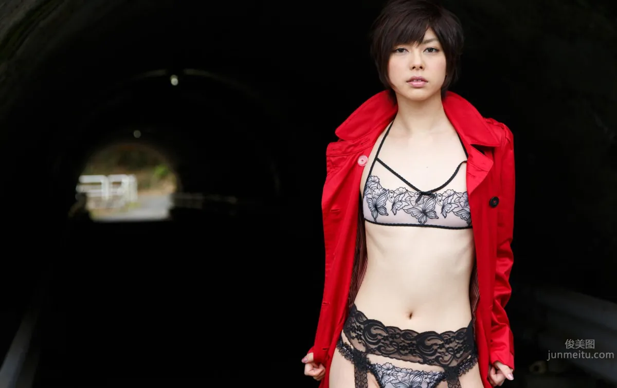 Saryu Usui, Photo Special Feature photo 24
