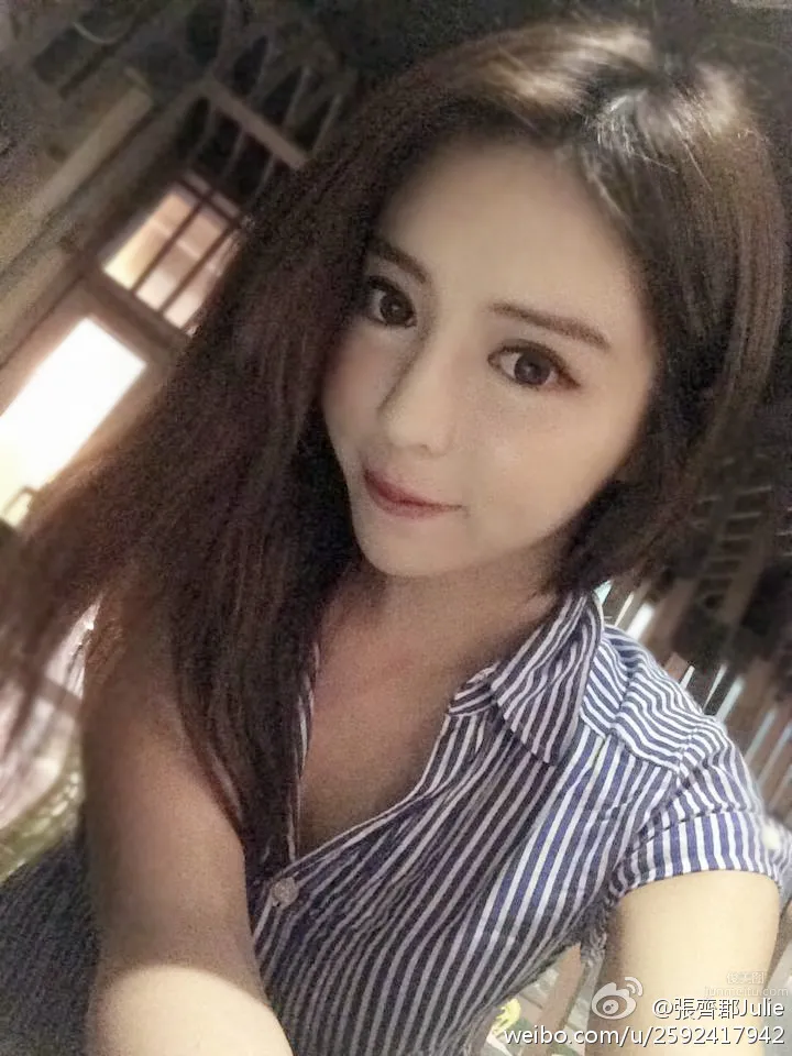 Zhang Qijun, Charming Goddess with Electric Eyes photo 46