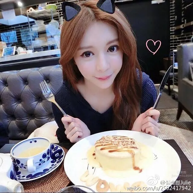 Zhang Qijun, Charming Goddess with Electric Eyes photo 38