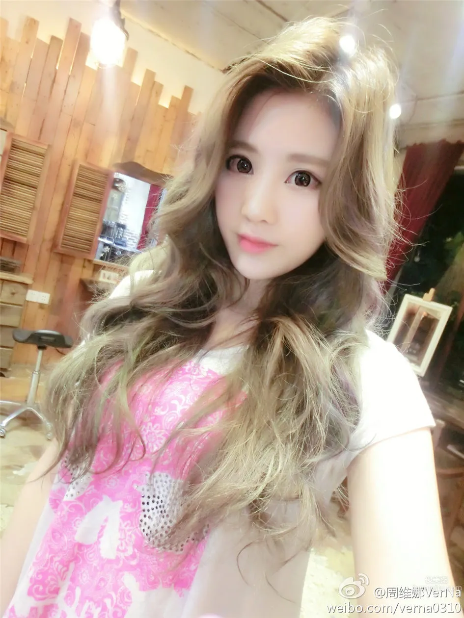 Zhou Weina: VerNa photo 93