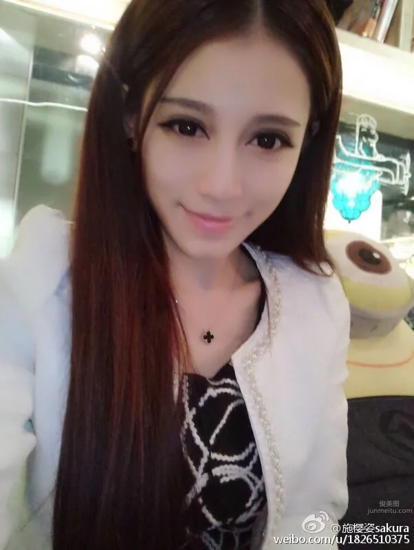 姿姿sakura(施櫻姿)- ChinaJoy新秀ShowGirl 48