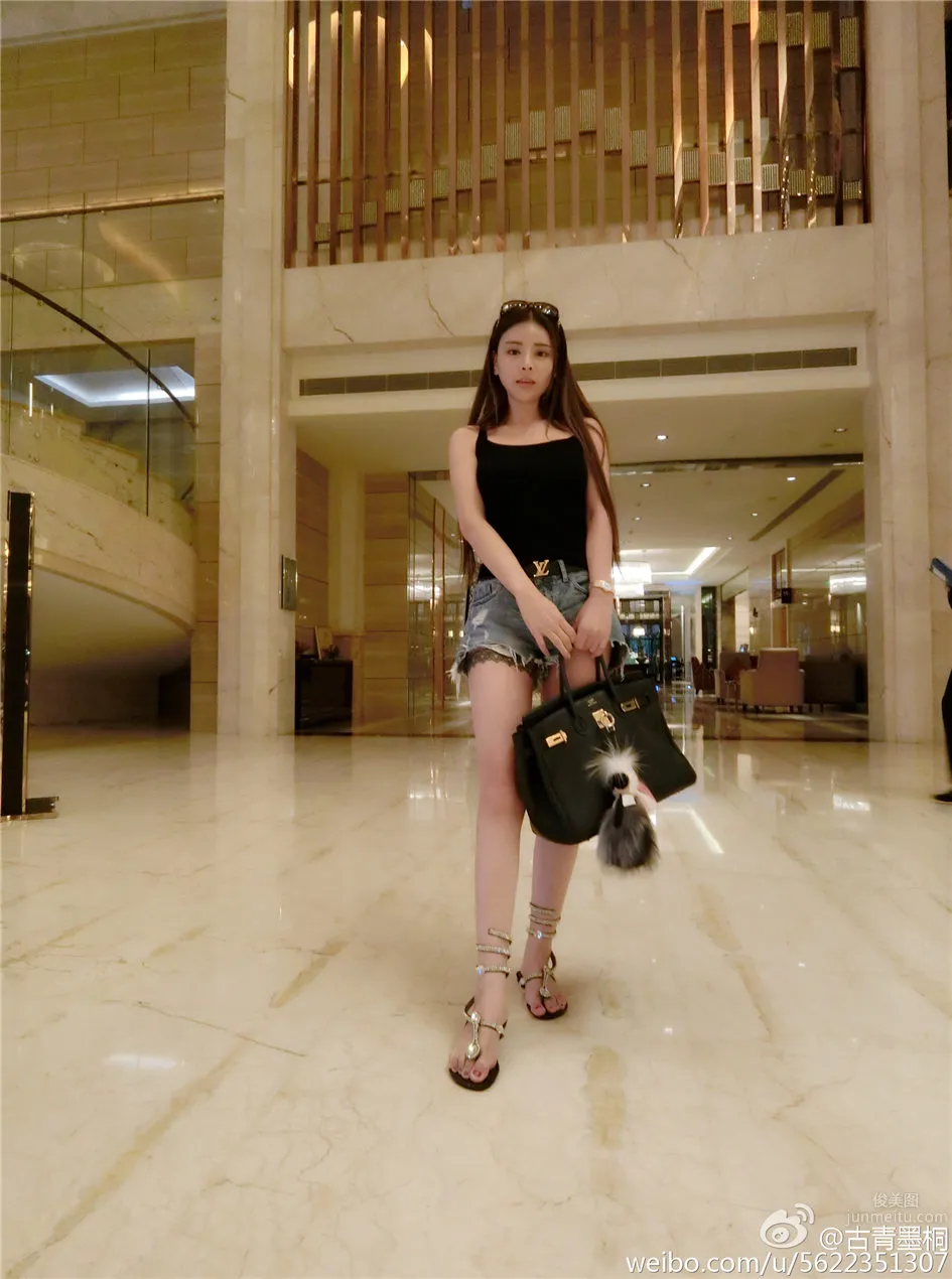 Su Xia Niuniu - Sexy Beauty Weibo Work Selfie Photo Collection photo 17