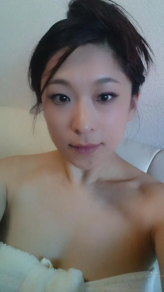 Hitomi Aihara (Aihara Hitomi, Hitomi Rei) - Bare Face Private Shoot photo 5