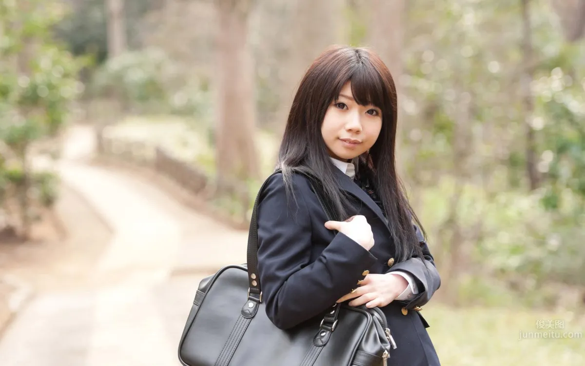 Kui Xia (Natsu Aoi) - Fresh Eye-Catching School Uniform Photo Shoot photo 28
