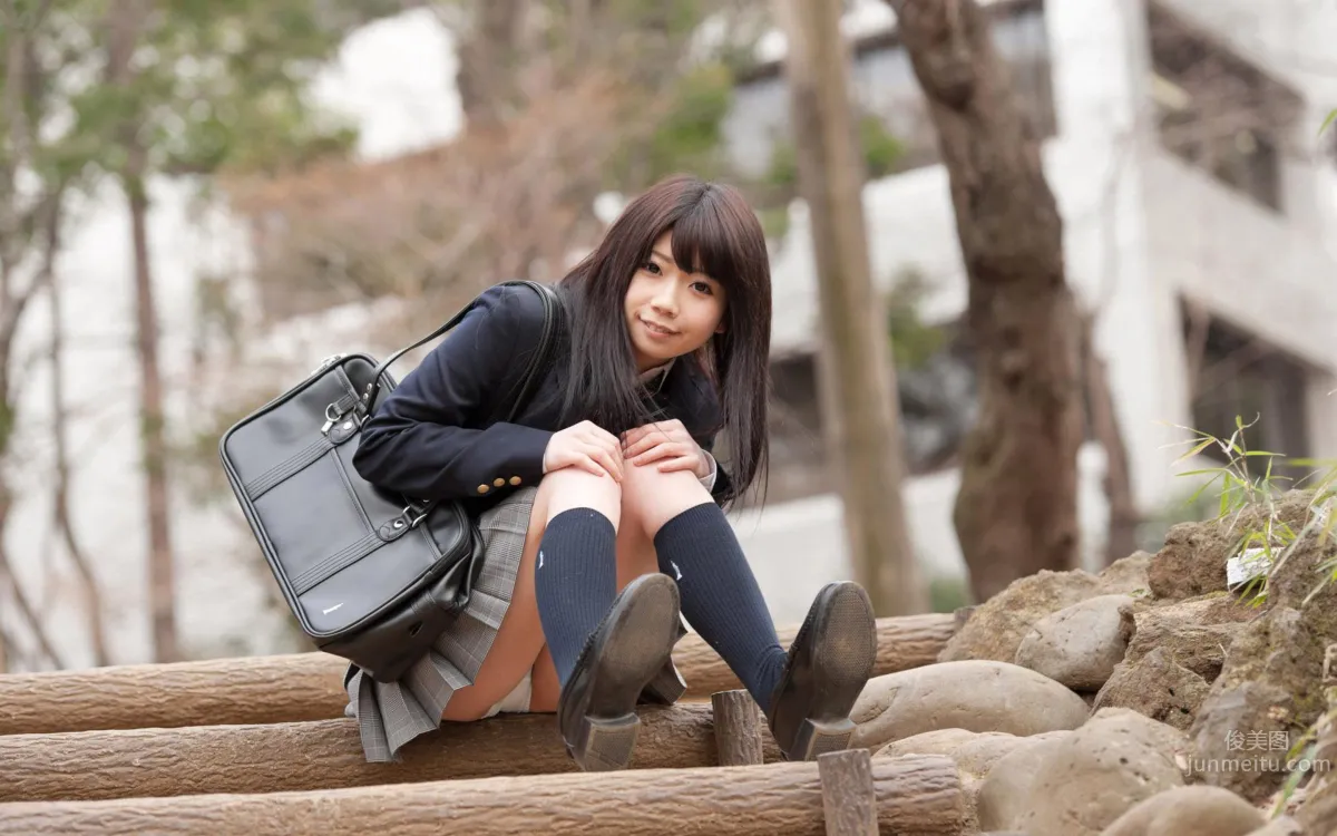 Kui Xia (Natsu Aoi) - Fresh Eye-Catching School Uniform Photo Shoot photo 33
