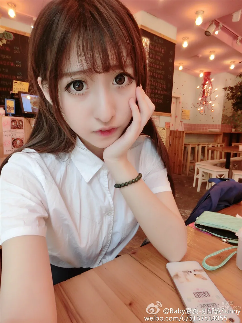 劉郁歆- 電眼美女唯美藝術自拍圖片 2