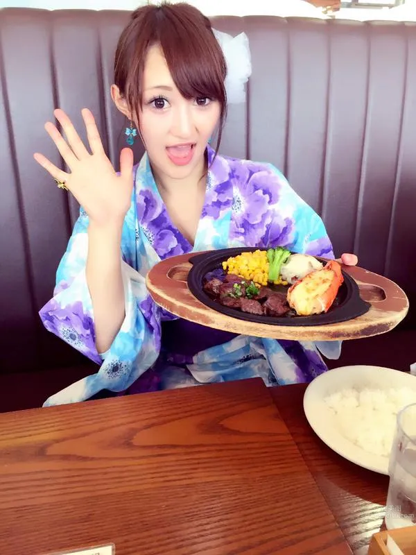 今井美空(中山理莉)- 俏皮美豔私房照 8
