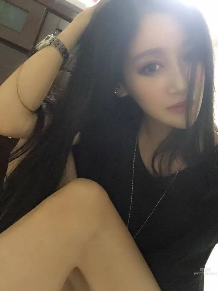 Avril艾葳(詹艾葳)- 腿長美胸私拍美照分享 16