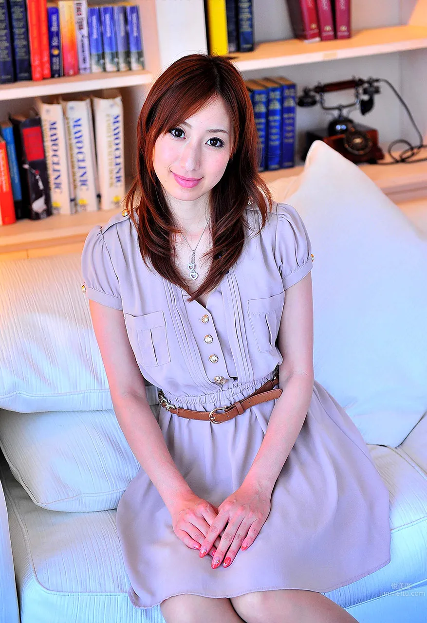 Xiwei Xiangzhi Elegant Mature Woman Street Snap Photos photo 8