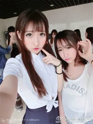 劉郁歆- 電眼美女唯美藝術自拍圖片