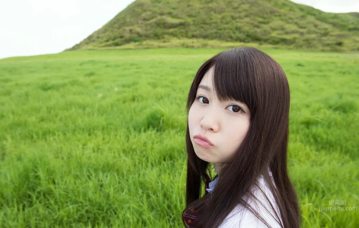 Aika Yumeno, Outdoor Photo Collection photo 4