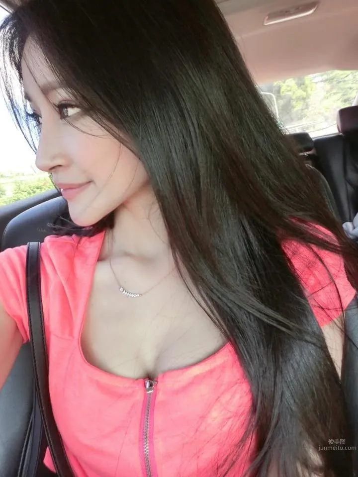 Avril艾葳(詹艾葳)- 腿長美胸私拍美照分享 18