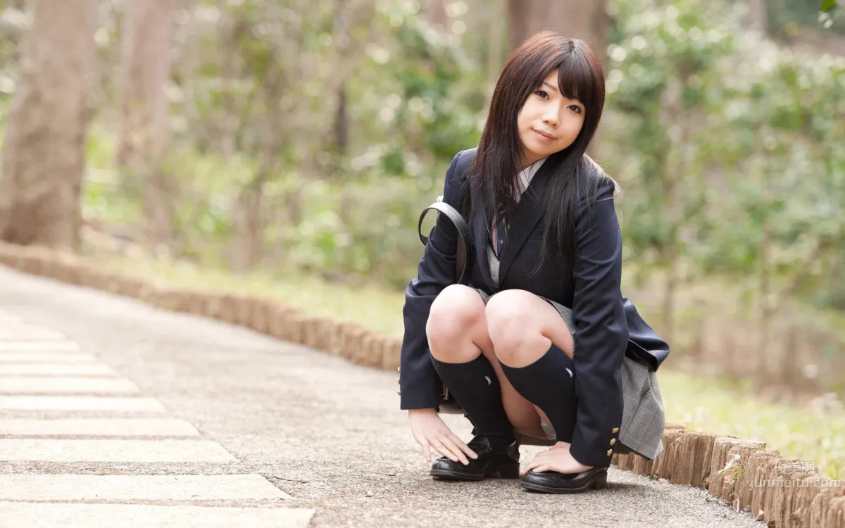 Kui Xia (Natsu Aoi) - Fresh Eye-Catching School Uniform Photo Shoot photo 29
