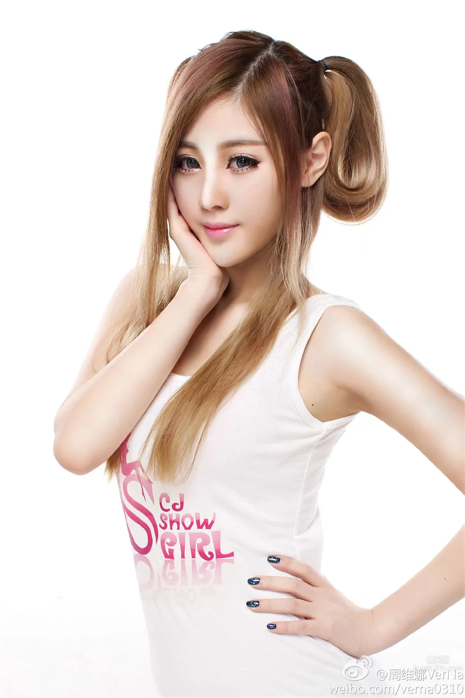 Zhou Weina: VerNa photo 50