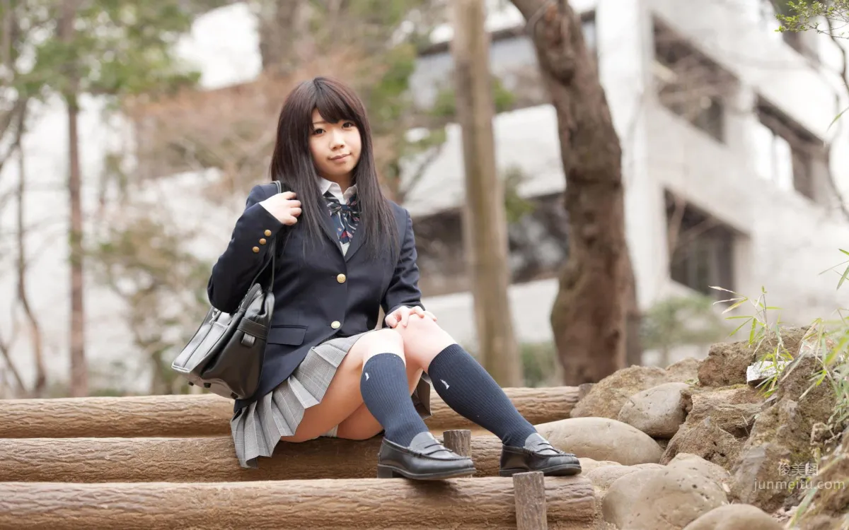 Kui Xia (Natsu Aoi) - Fresh Eye-Catching School Uniform Photo Shoot photo 32