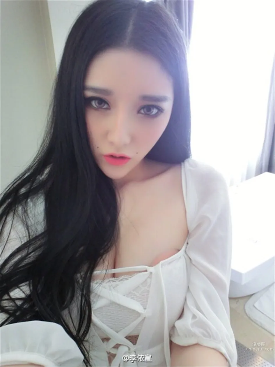 Li Yixuan, Sexy Young Model Private Selfie Photos photo 17