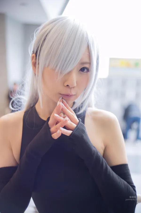 Qinai Merika - Popular Coser Open-Chest Swimsuit Temptation photo 11
