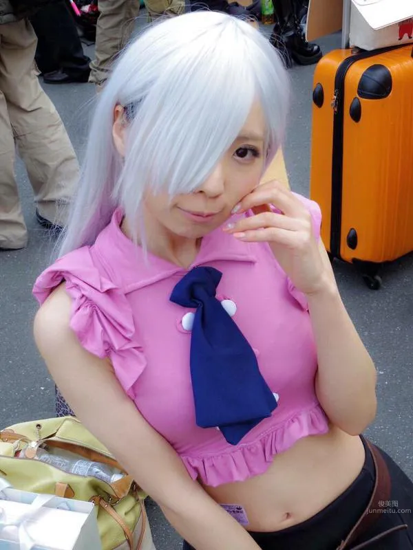 Qinai Merika - Popular Coser Open-Chest Swimsuit Temptation photo 20