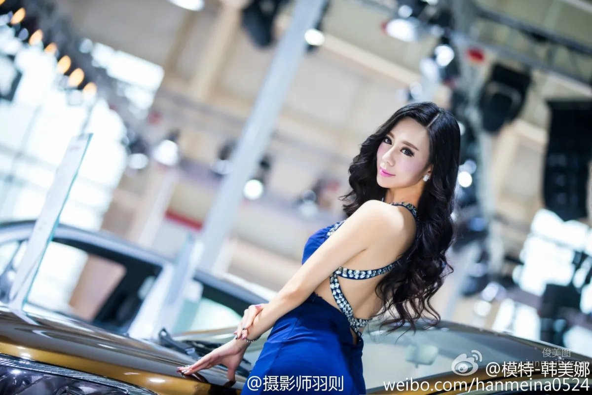 Han Meina, FAW Audi Tour Signed Car Model photo 11