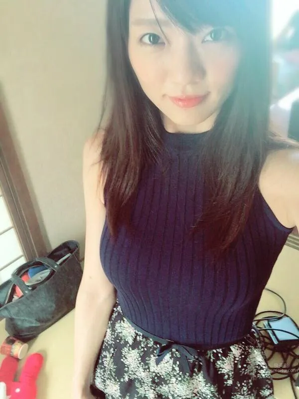 Nana Hiratsuka, Surging Waves Private Shoot photo 5