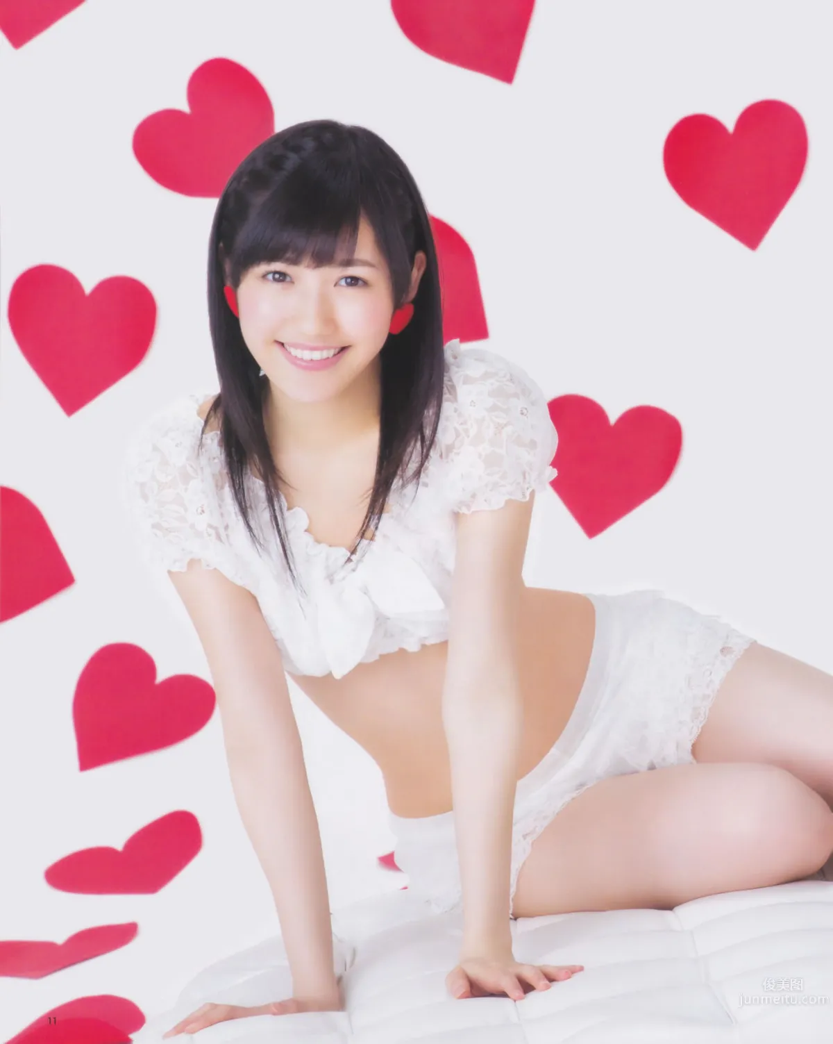 [Bomb Magazine] 2013 No.03 渡边麻友 AKB48_11
