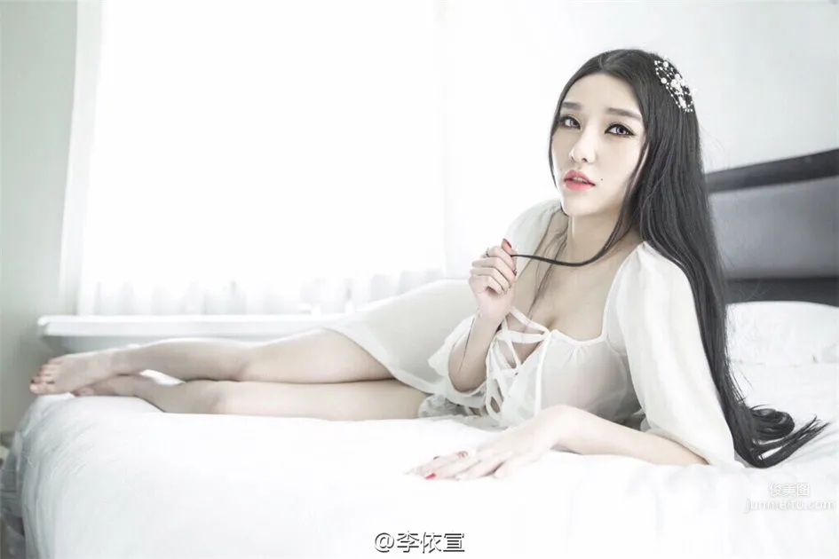Li Yixuan, Sexy Young Model Private Selfie Photos photo 24
