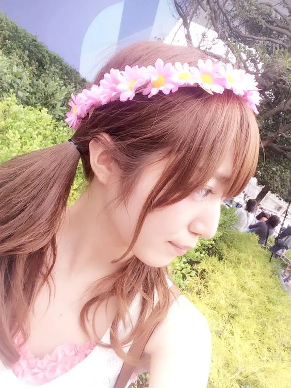 吉田桃美(吉田ももみ)- “才色兼備”新美女私房照 1
