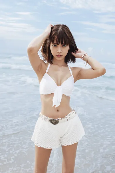 Miki Nanri - Okinawa Beauty Private Shoot photo 7