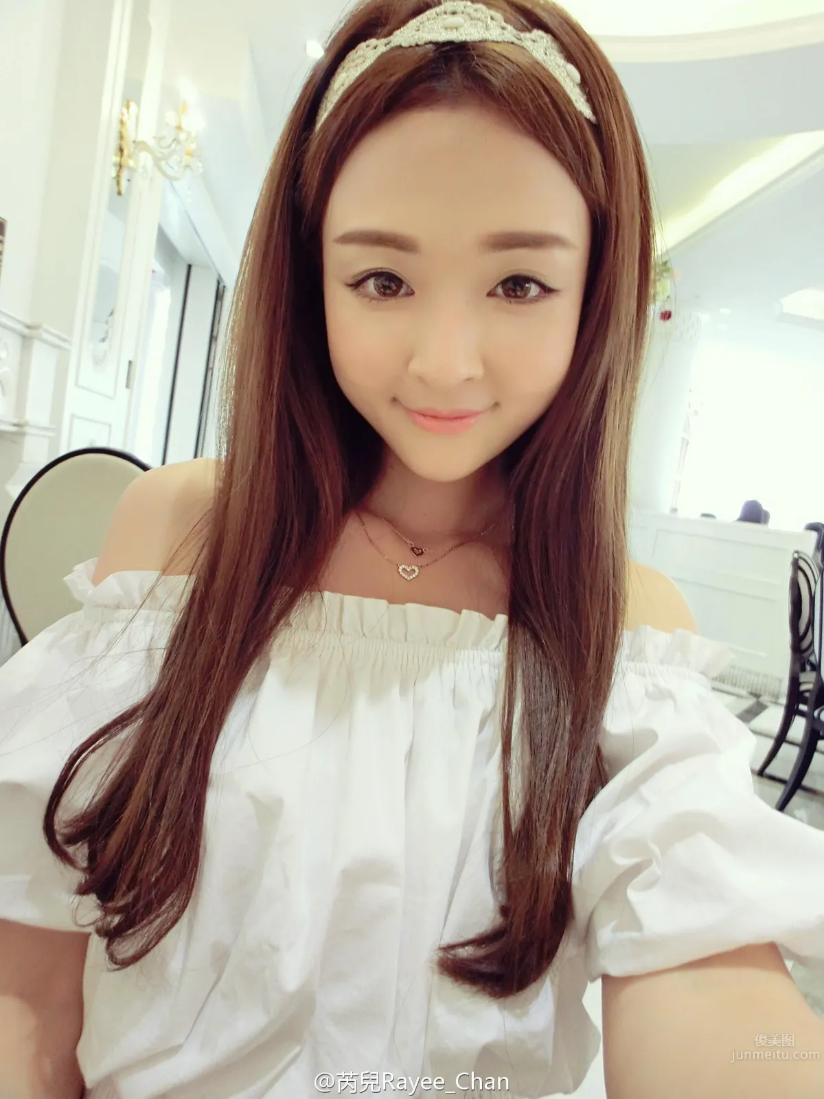 Chen Rui - Playful Cute Car Model Photo Shoot photo 11
