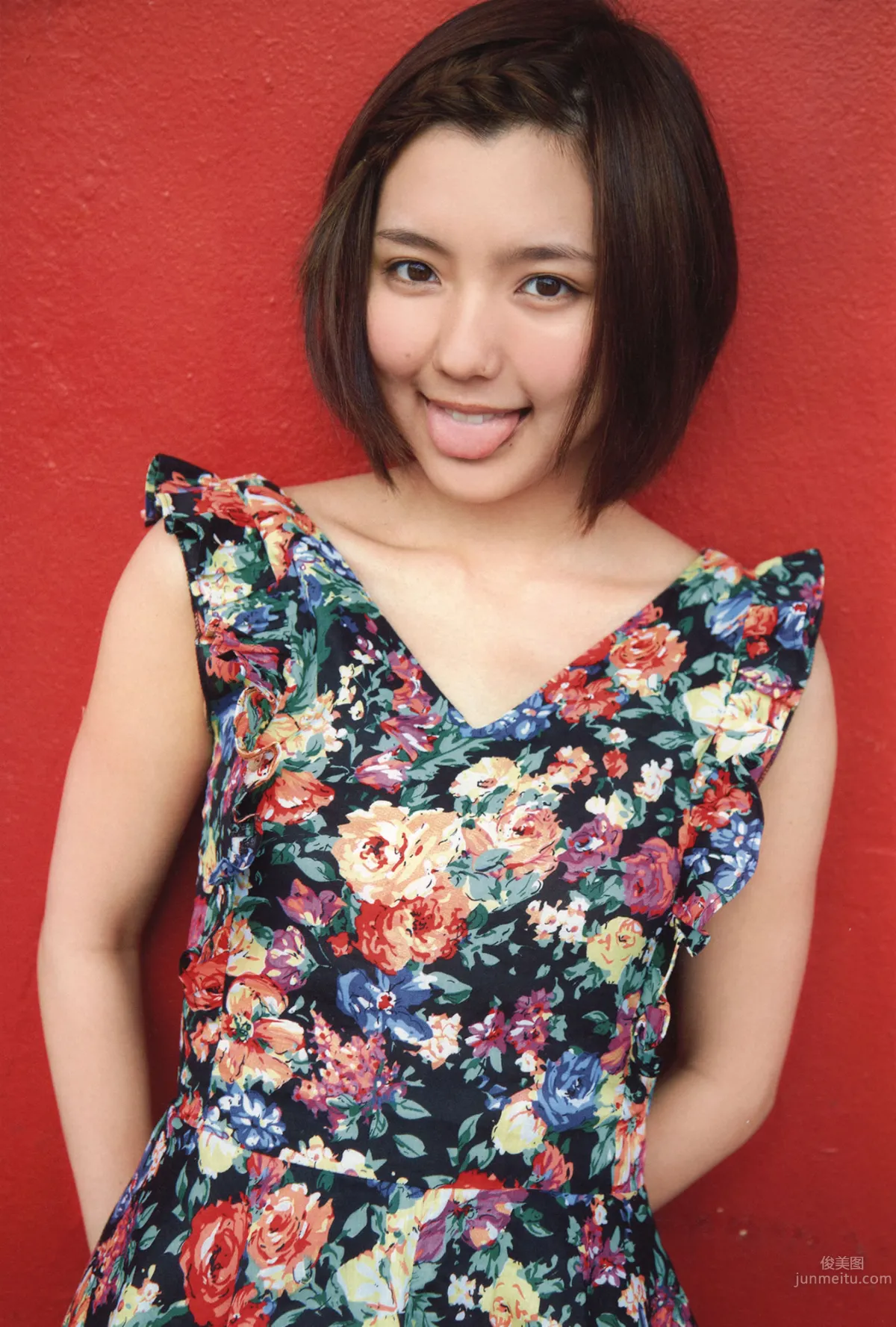 Erina Mano: Dear Friends photo 13