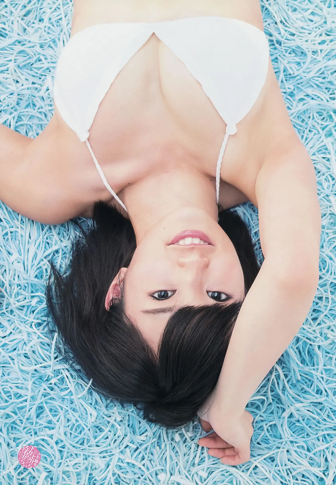 [Weekly Big Comic Spirits] 2014 No.32-35 小松菜奈 ℃-ute 山本彩 岩﨑名美_14