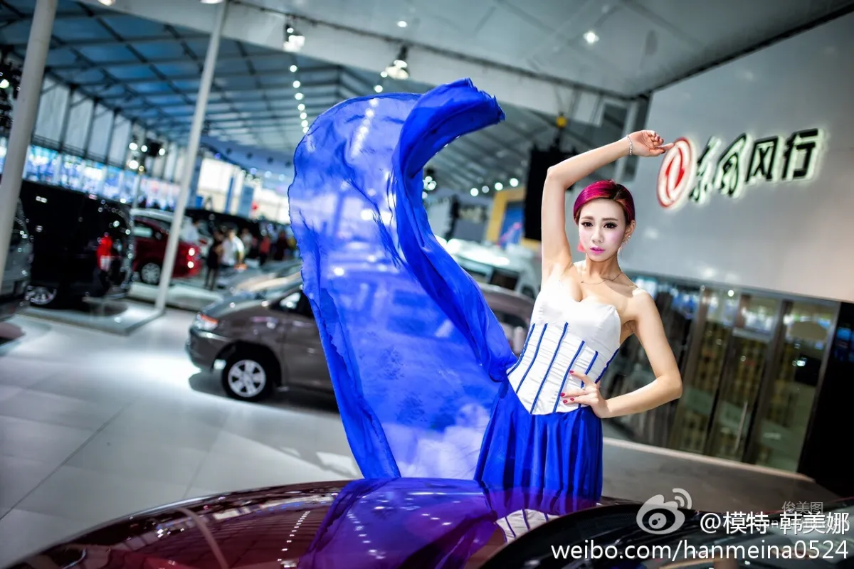Han Meina, FAW Audi Tour Signed Car Model photo 33