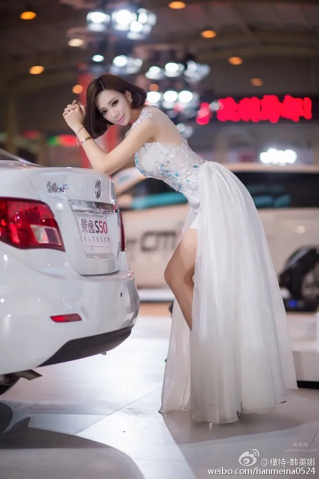 Han Meina, FAW Audi Tour Signed Car Model photo 23