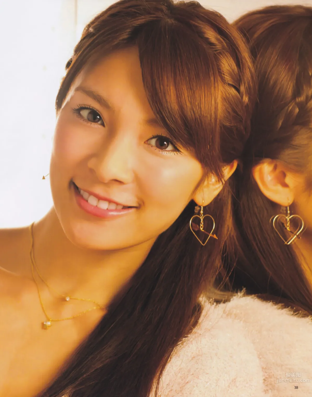 [Bomb Magazine] 2013 No.03 渡边麻友 AKB48_26