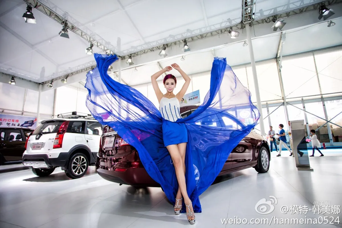 Han Meina, FAW Audi Tour Signed Car Model photo 26