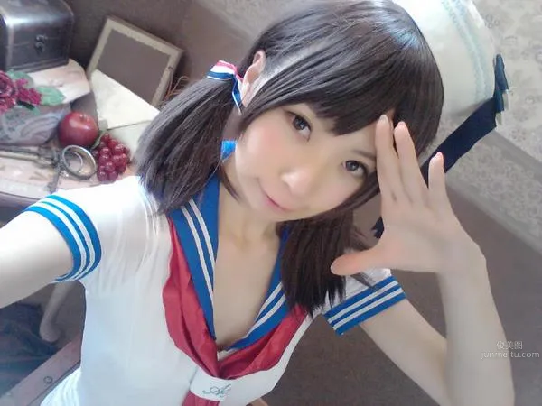 Qinai Merika - Popular Coser Open-Chest Swimsuit Temptation photo 26