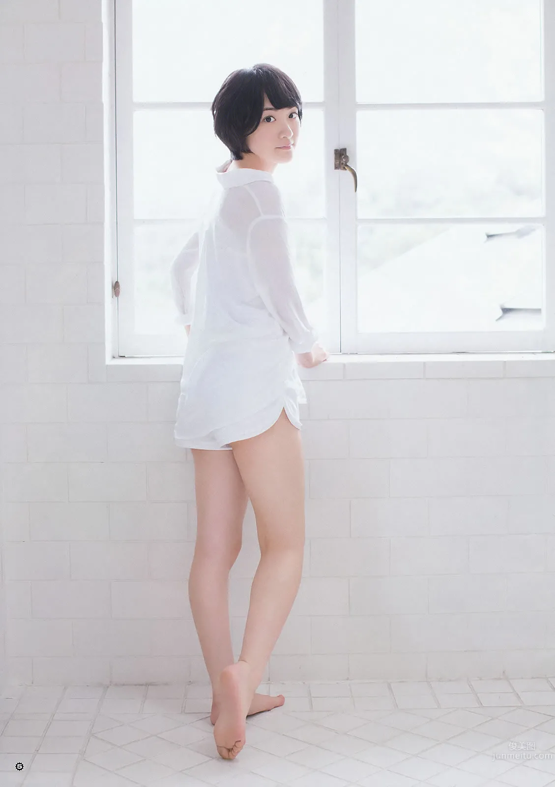 [Young Gangan] 2015 No.12-13 兒玉遙 武田紗季 生駒裡奈 禦伽ねこむ 井上小百合 11