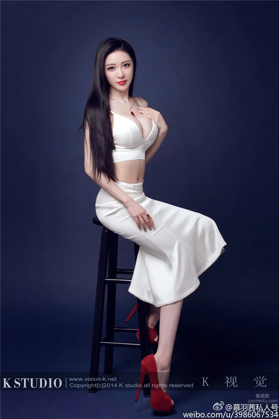 Mu Yuqian, Elegant Beauty and Alluring Beautiful Legs Photo Pictures photo 21