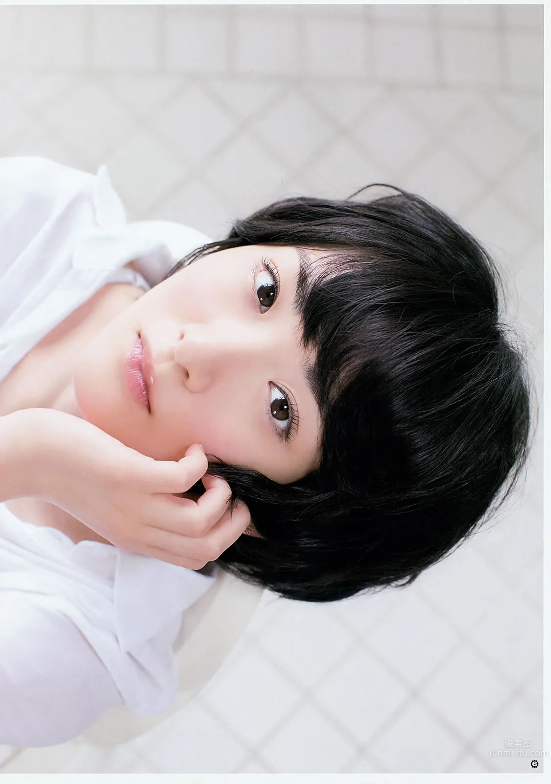 [Young Gangan] 2015 No.12-13 兒玉遙 武田紗季 生駒裡奈 禦伽ねこむ 井上小百合 13