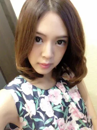 臼井愛佳(臼井愛佳)- 冷豔禦姐私房照