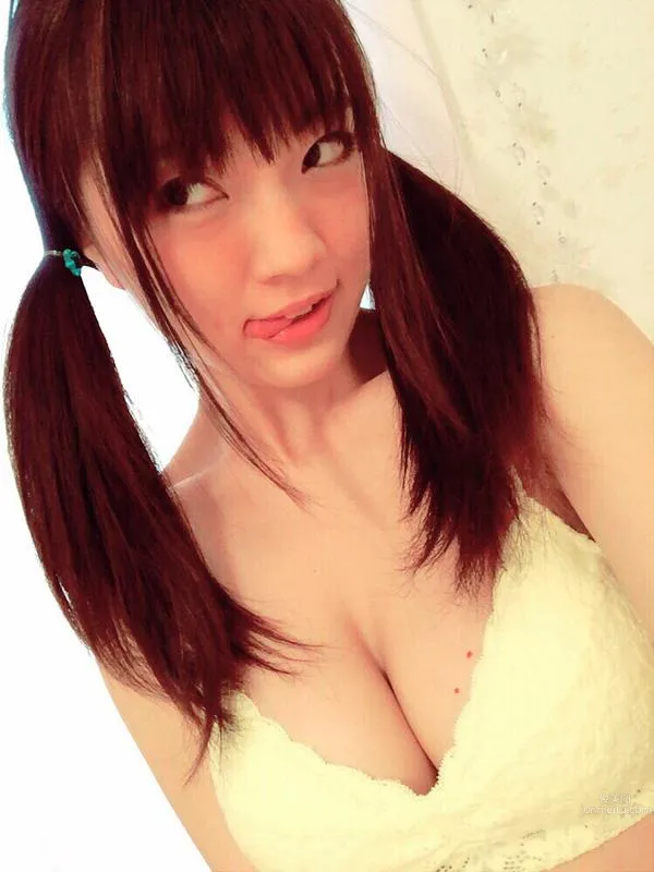 Nana Hiratsuka, Surging Waves Private Shoot photo 19