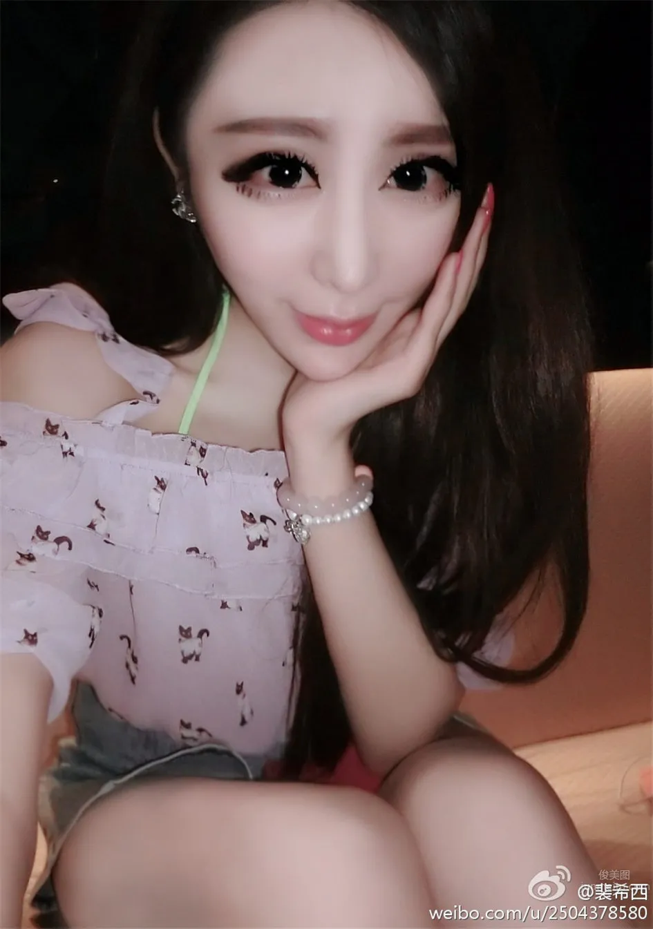 Pei Xixi, Sexy Cute Girl Bust Selfie Photos photo 9