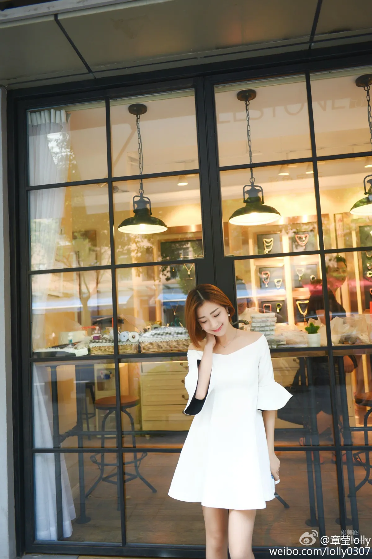 Lolly Zhangying, Super Eye-Catching Elegant Beauty Photos photo 2