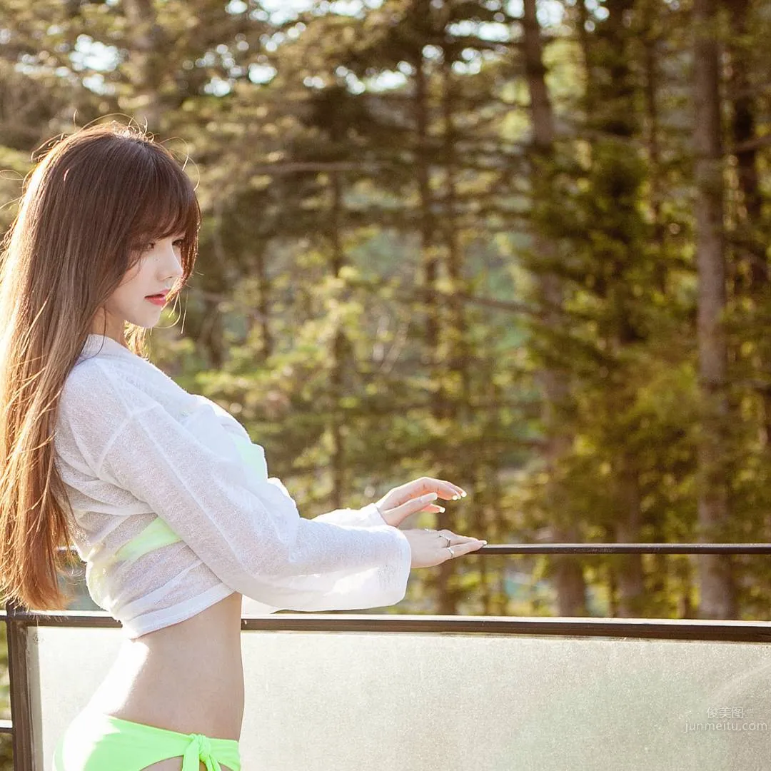 Lee Soo Bin - Super Bust Latest Selfie photo 12