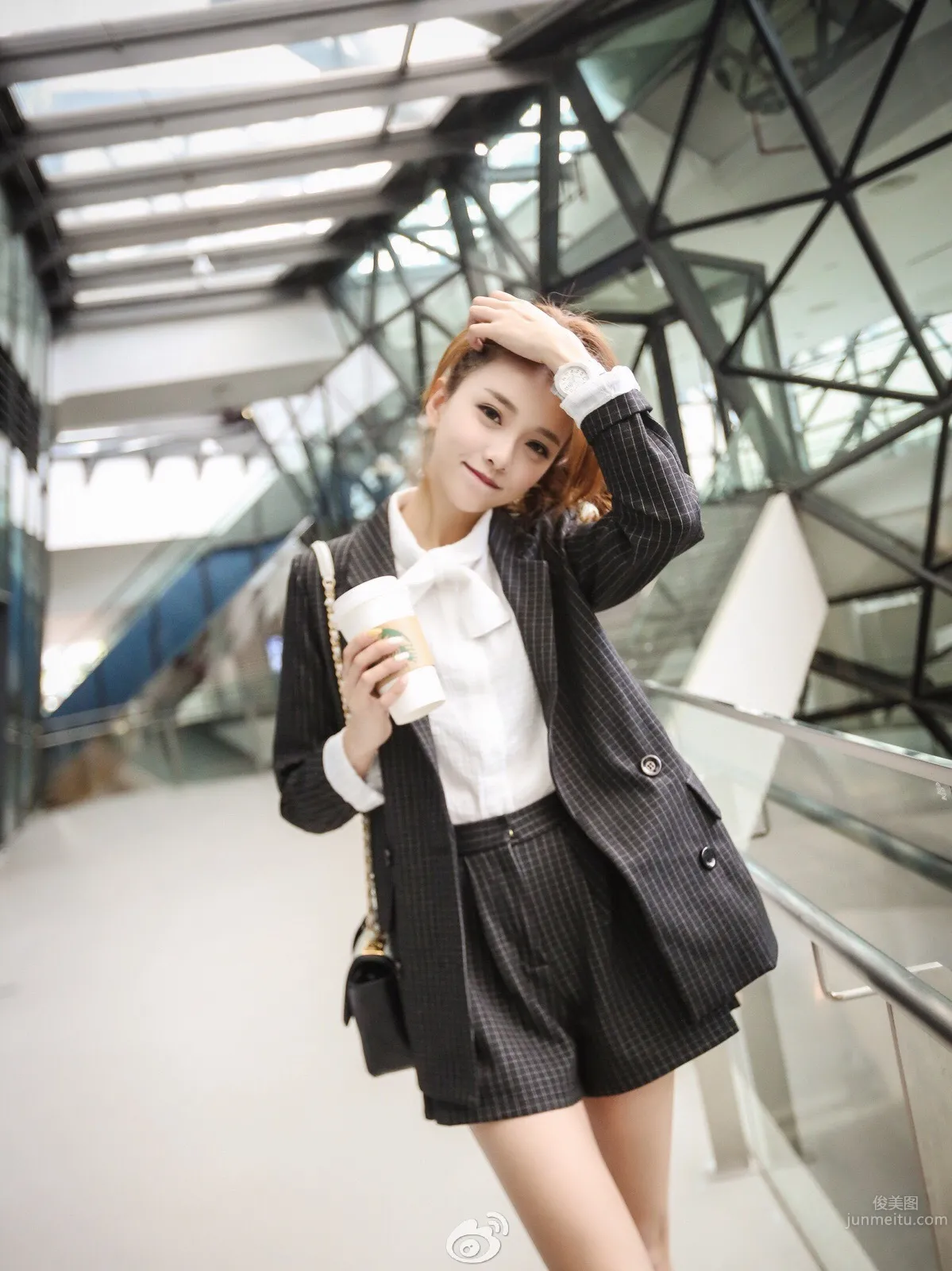 Huang Yilin, Vivi Xinwei Chief Model Outdoor Shoot Photo photo 11